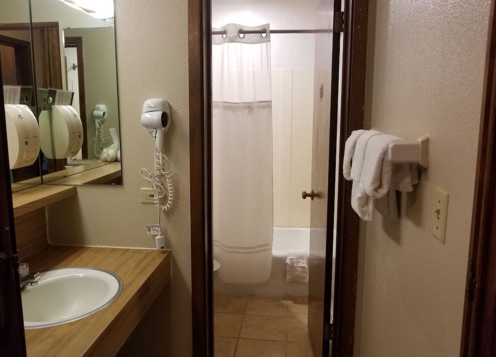 Photo of Bathroom in Hinckley