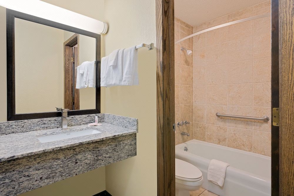 Photo of Bathroom in International Falls