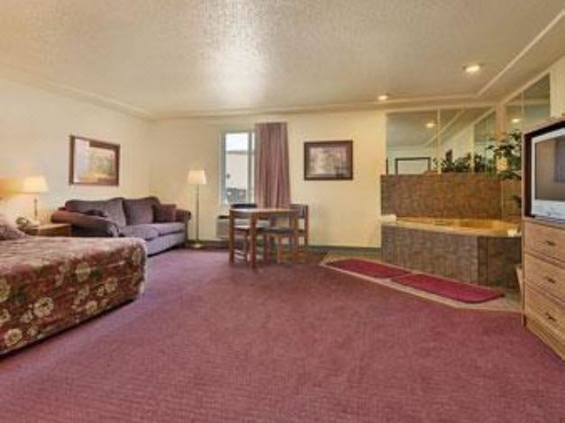 Photo of Livingroom in Jamestown