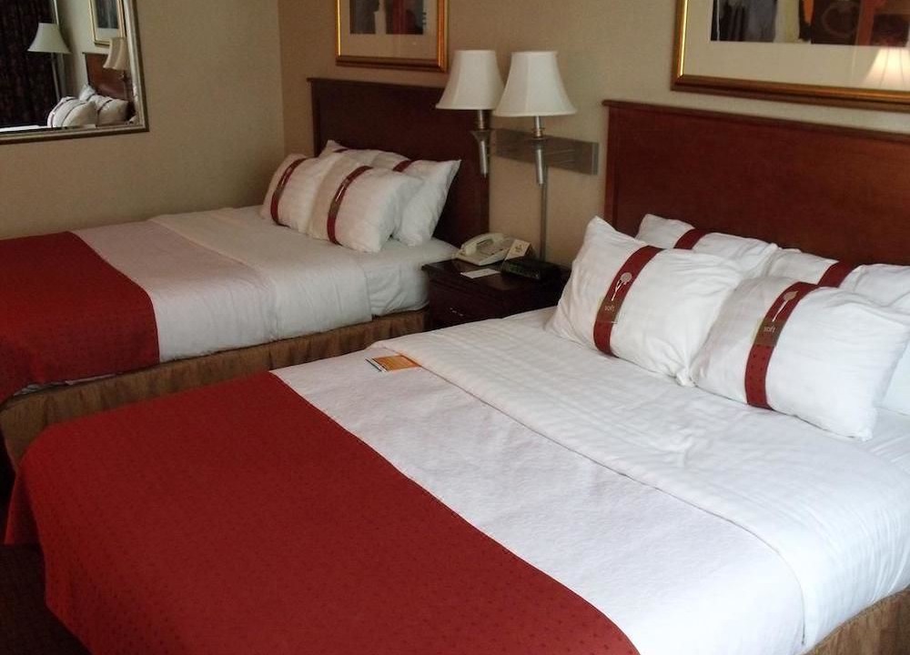 Photo of Bedroom in Warren
