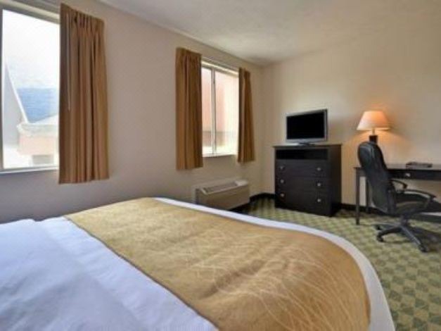 Photo of Bedroom in Whitehall