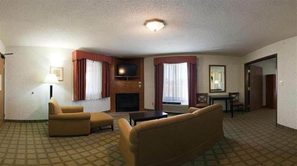 Photo of Livingroom in Corydon