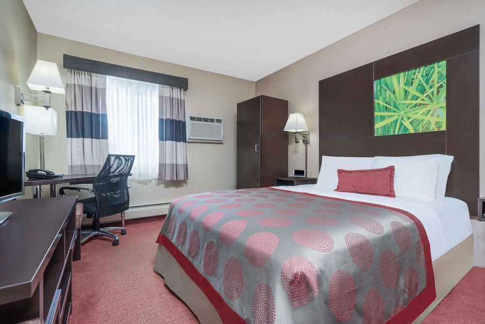 Photo of Bedroom in Golden Valley