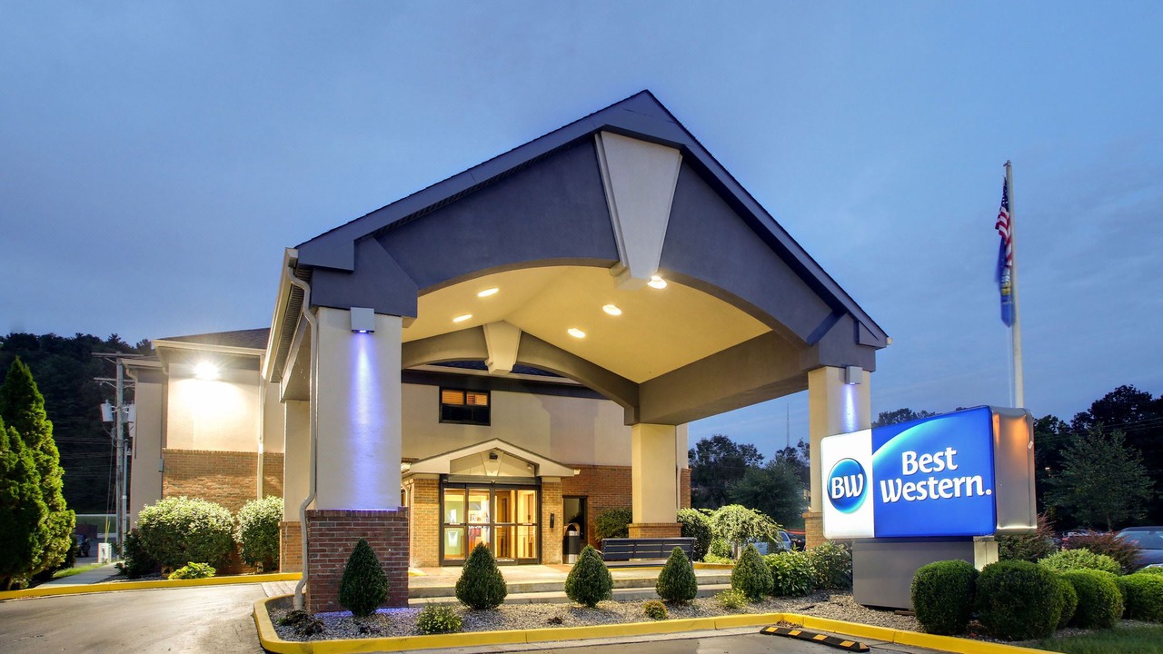 Photo of Buildings in Morehead