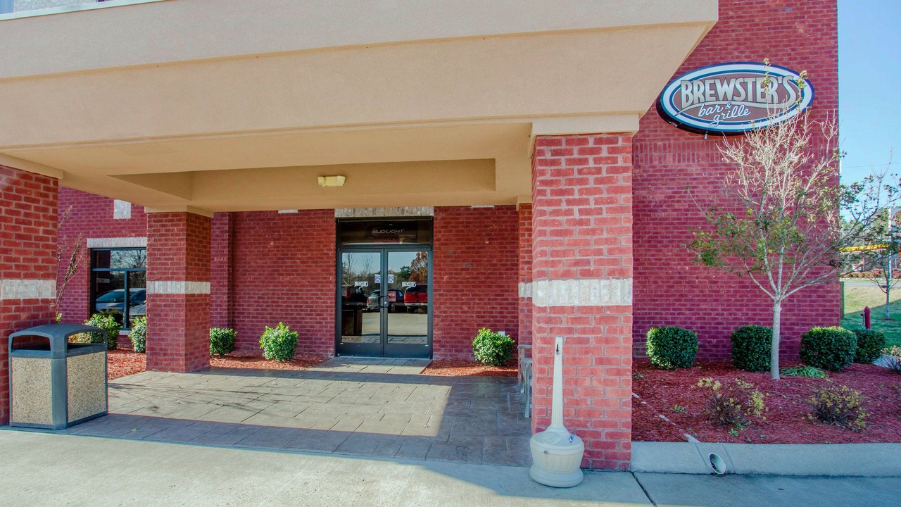 Photo of Buildings in Orlinda