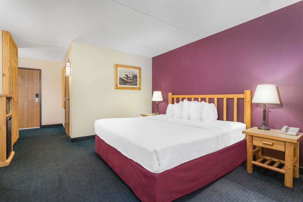 Photo of Bedroom in Wisconsin Dells