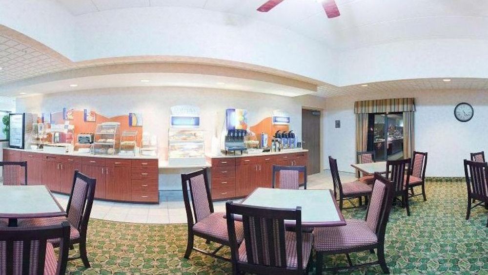Photo of Livingroom in Findlay