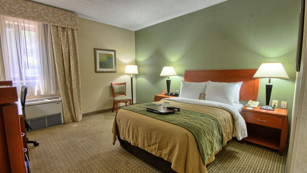 Photo of Bedroom in Dearborn