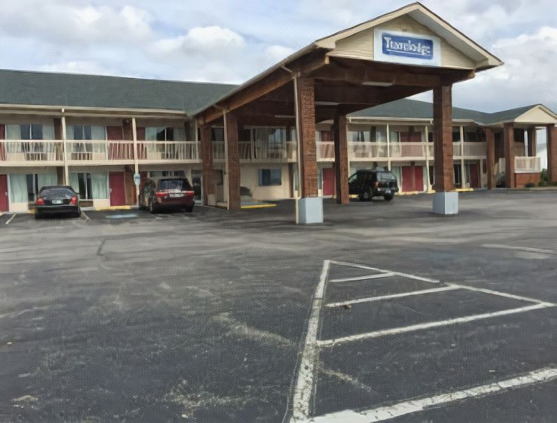 Photo of Buildings in Sellersburg