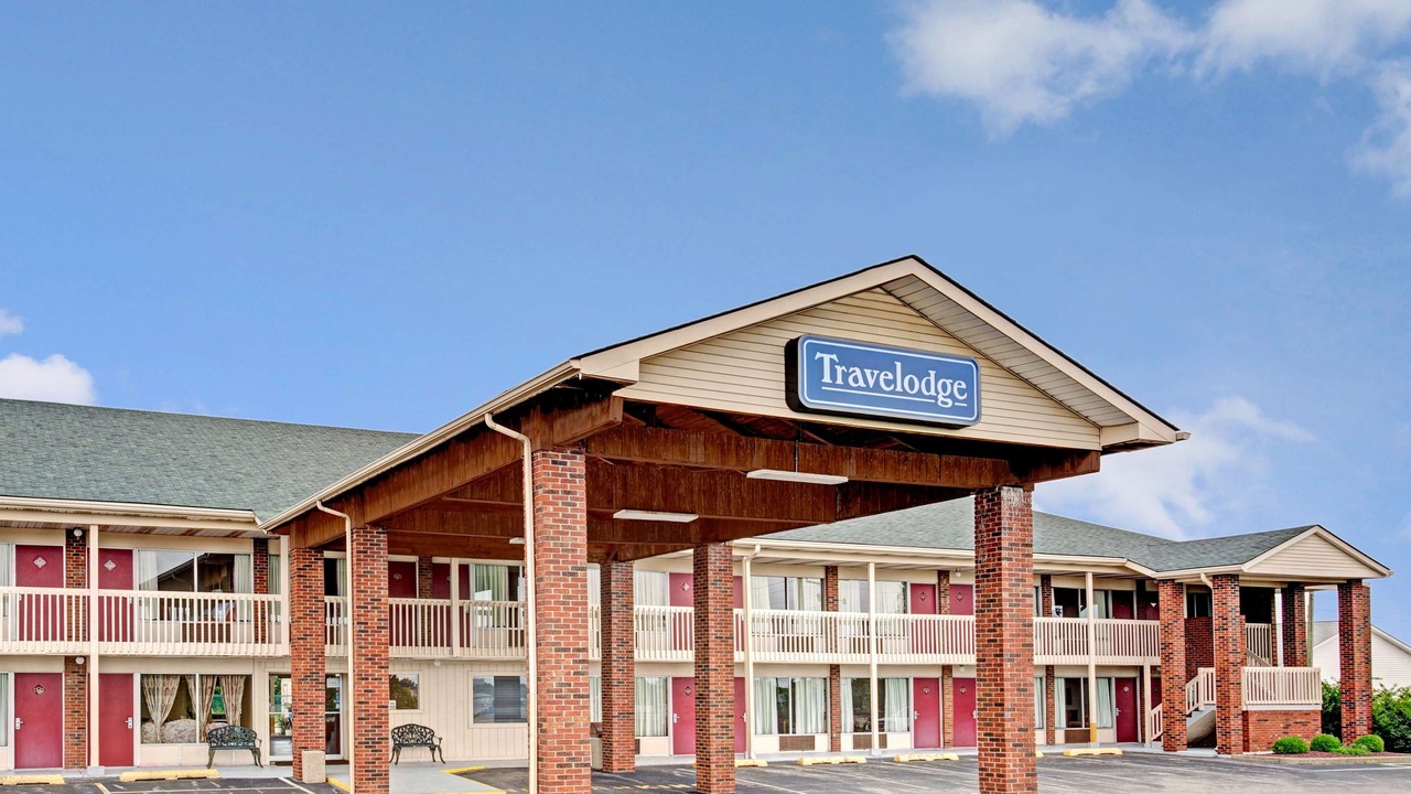 Photo of Buildings in Sellersburg