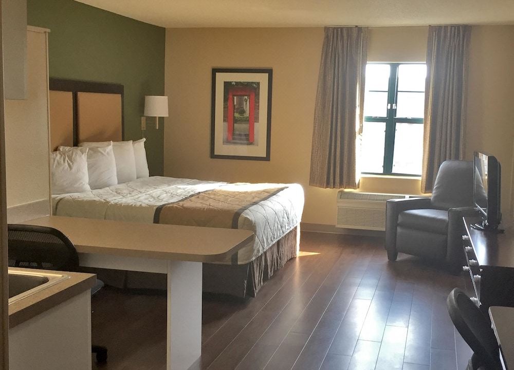 Photo of Bedroom in Akron