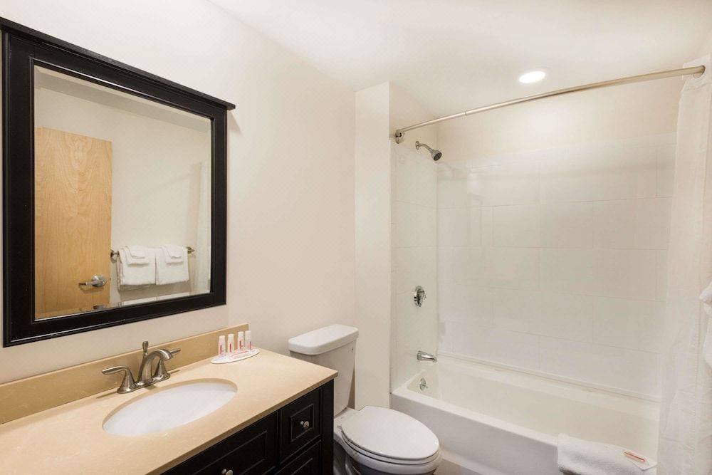 Photo of Bathroom in Wollaston