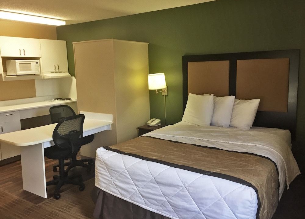 Photo of Bedroom in Akron