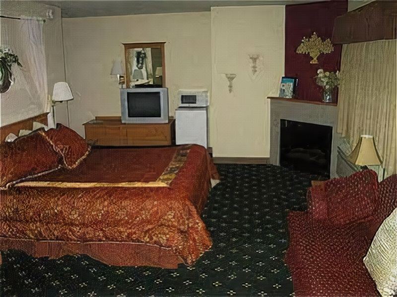 Photo of Livingroom in Iron River