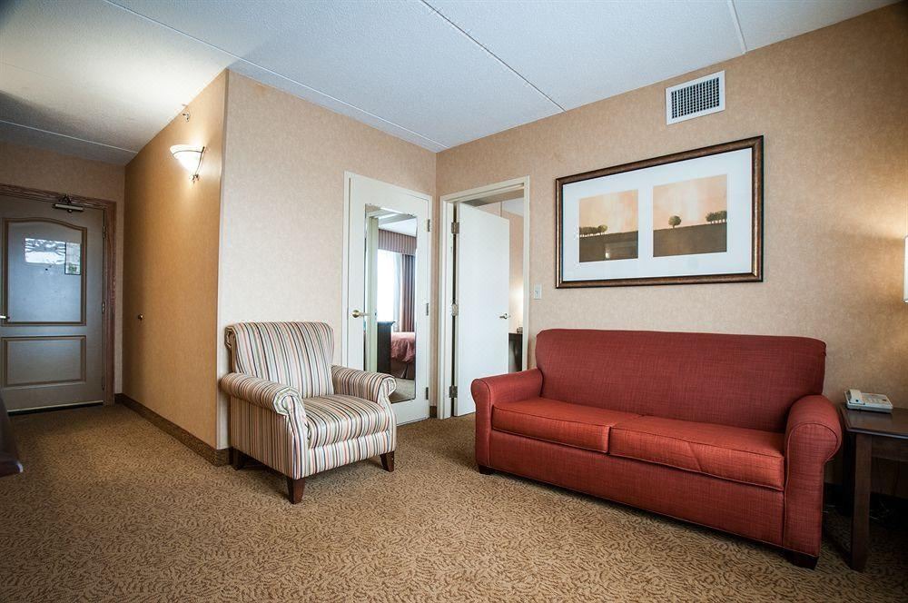 Photo of Livingroom in Cuyahoga Falls