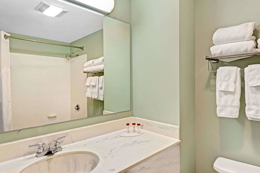 Photo of Bathroom in Southern Coast