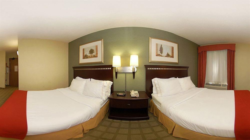 Photo of Bedroom in Corydon