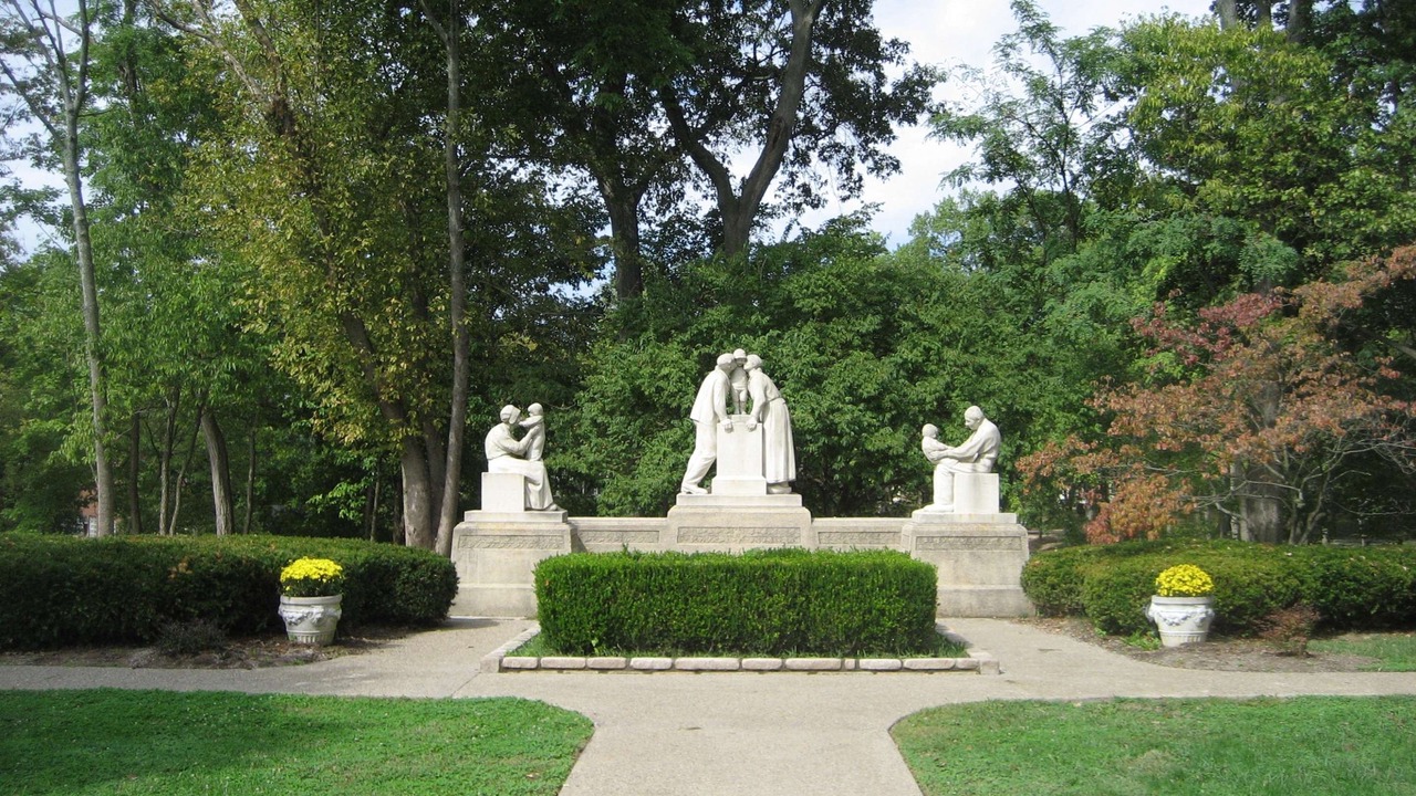 Photo of Others in Mariemont