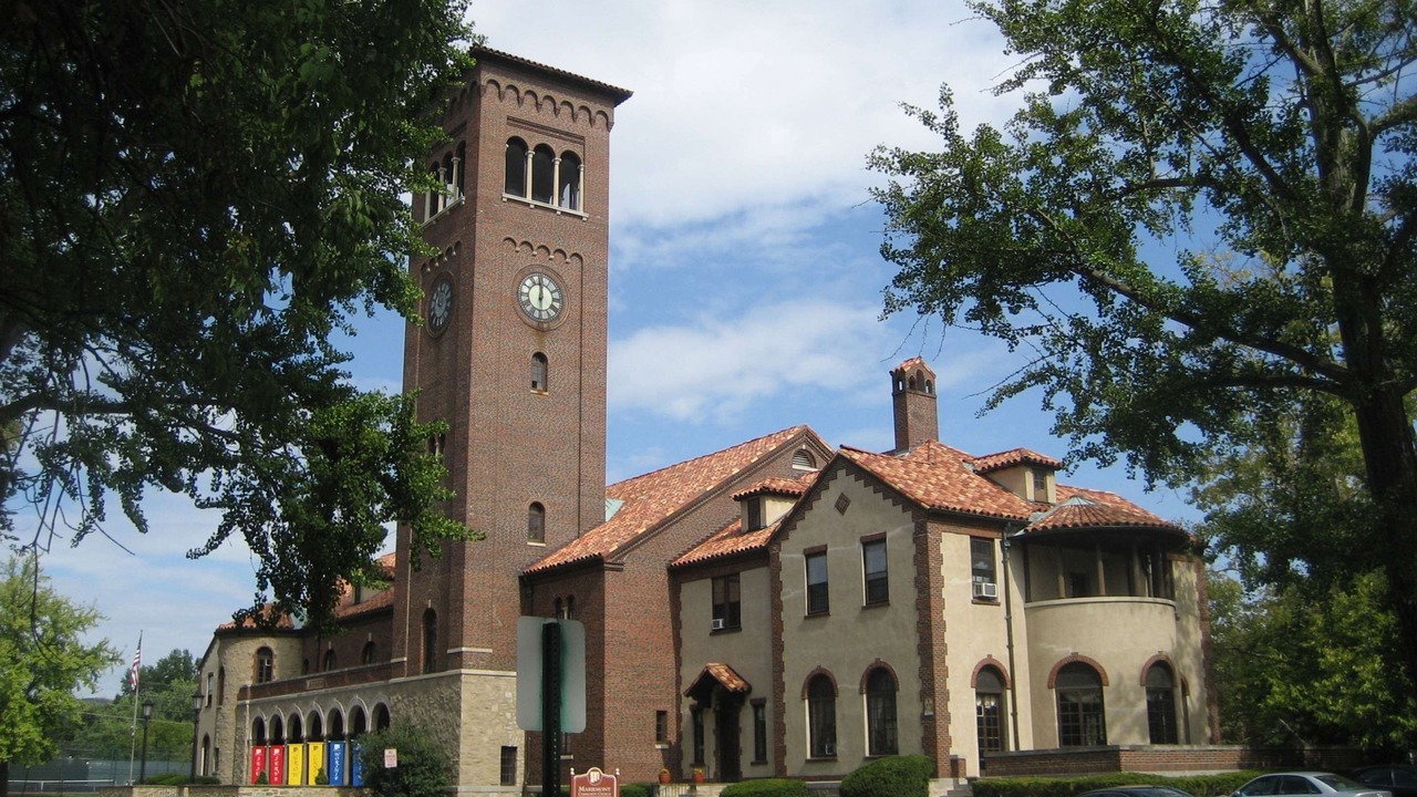 Photo of Buildings in Mariemont