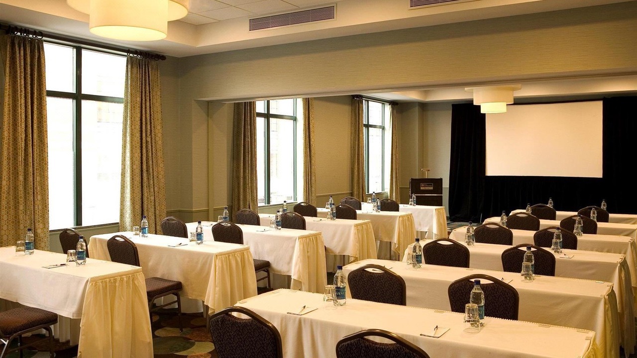 Photo of Livingroom in Central Business District