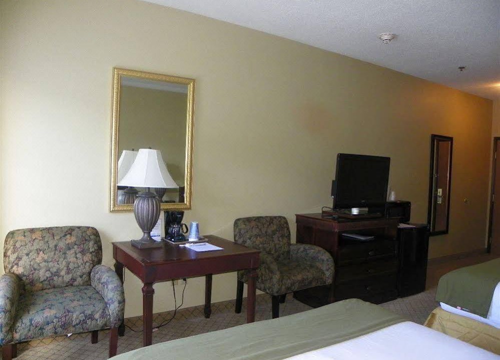 Photo of Livingroom in Parkdale