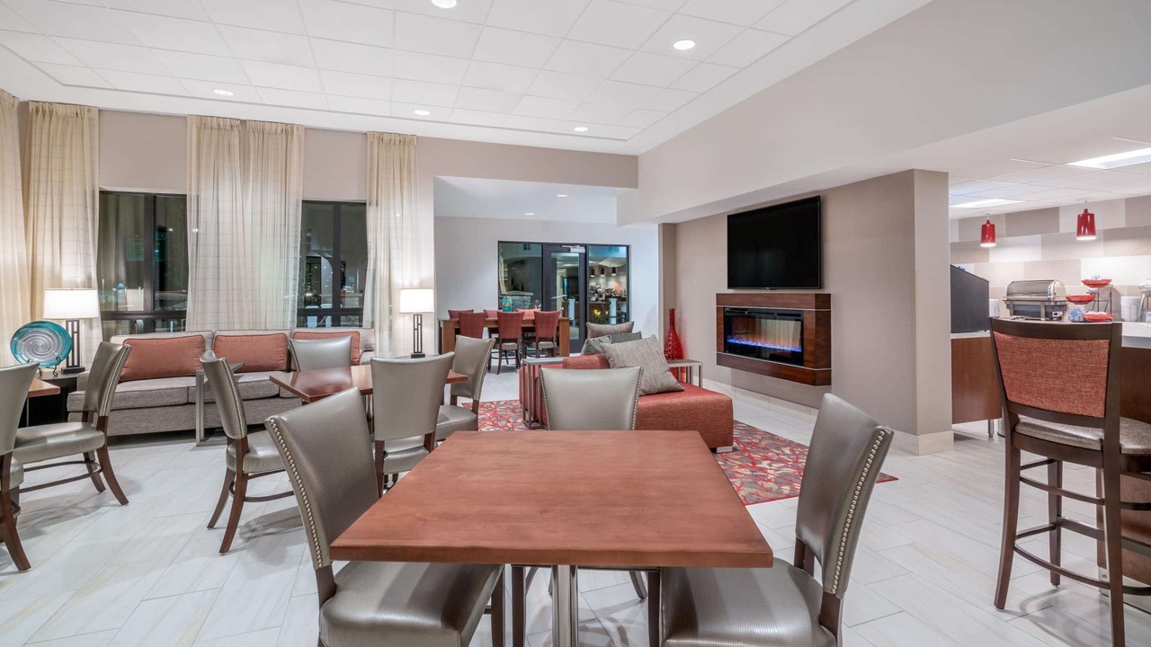 Photo of Livingroom in Golden Valley