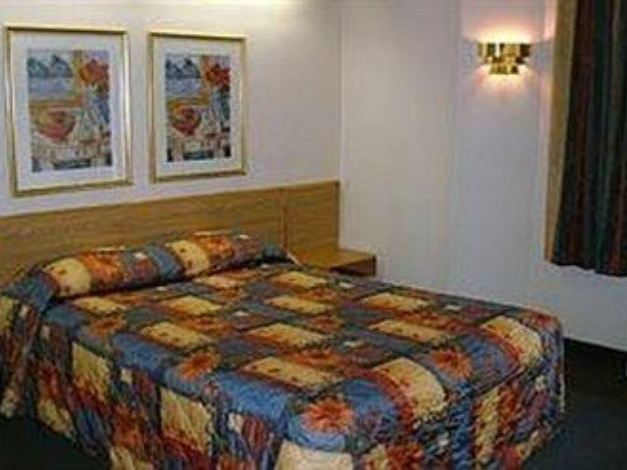 Photo of Bedroom in Urbana