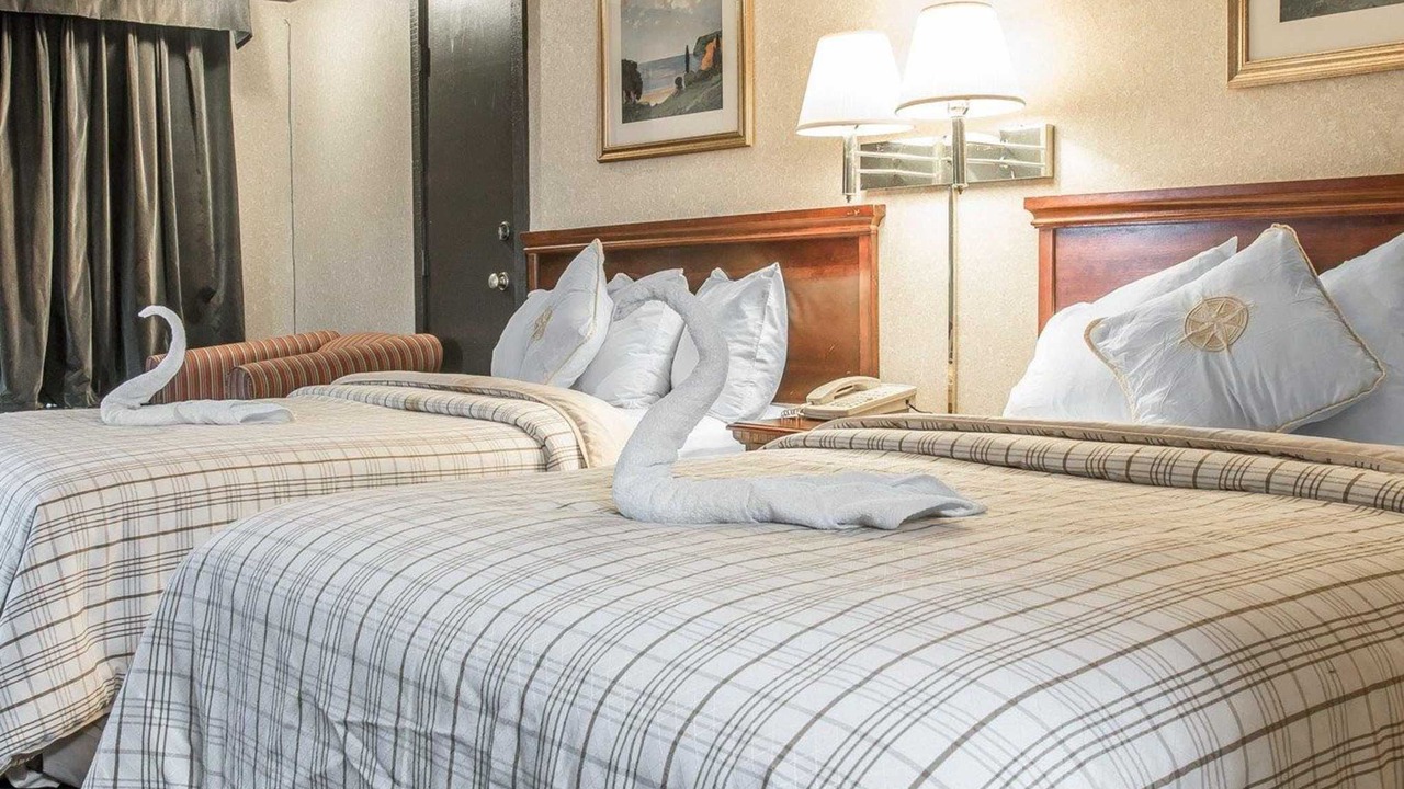Photo of Bedroom in Romulus