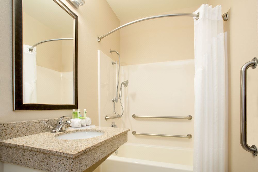 Photo of Bathroom in Muncie