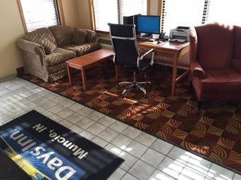 Photo of Livingroom in Muncie