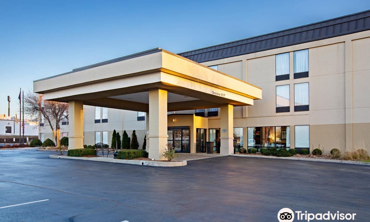 Photo of Buildings in Elizabethtown