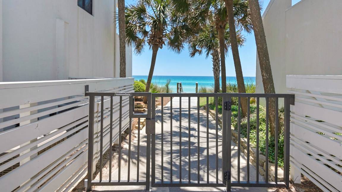 Photo of Patio Balcony in Seagrove Beach