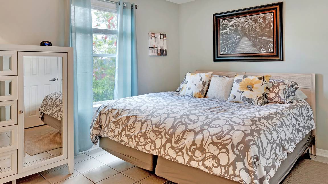 Photo of Bedroom in Seagrove Beach