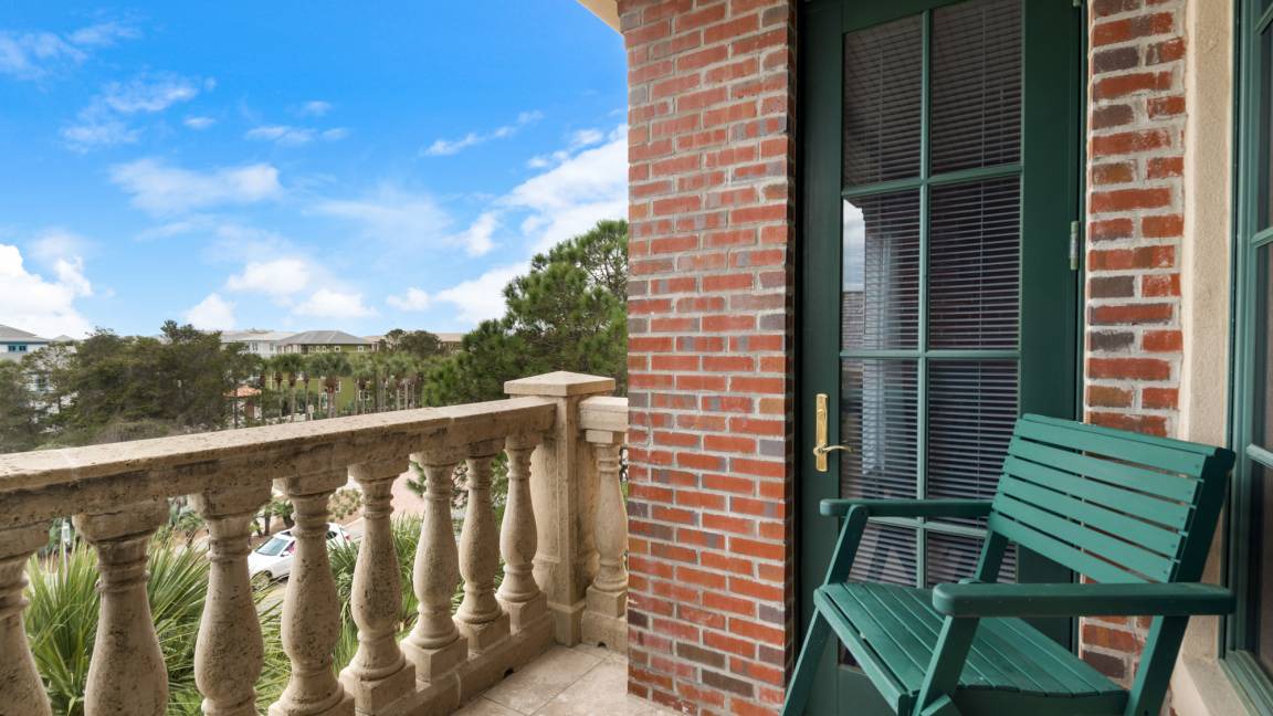 Photo of Patio Balcony in Seacrest Beach