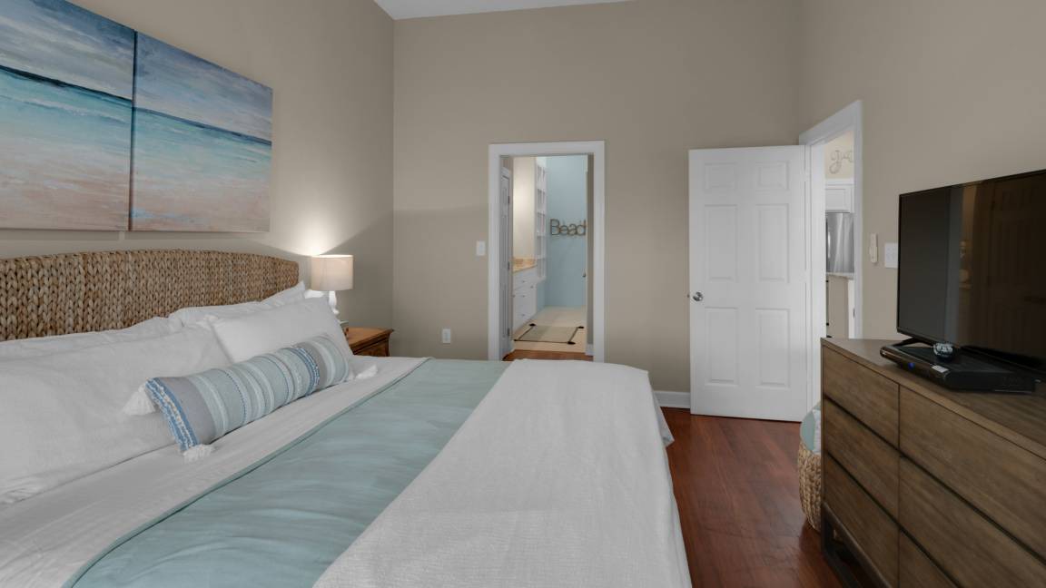 Photo of Bedroom in Seacrest Beach