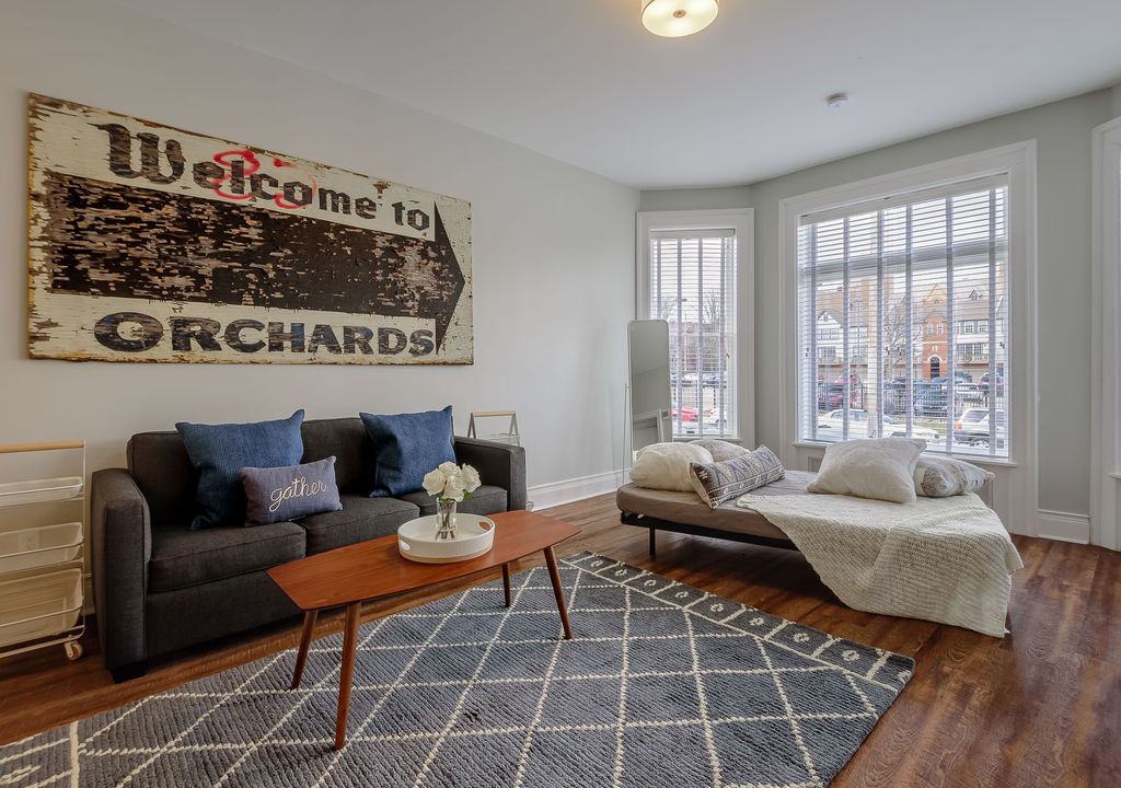 Photo of Livingroom in Midtown