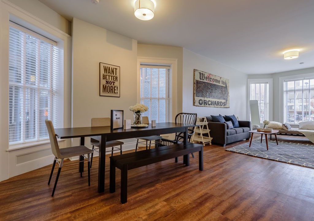 Photo of Livingroom in Midtown