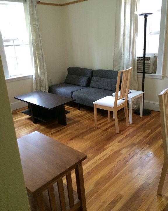 Photo of Livingroom in Mid-Cambridge