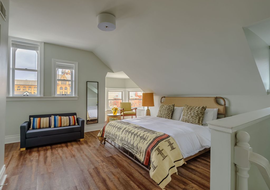 Photo of Bedroom in Midtown