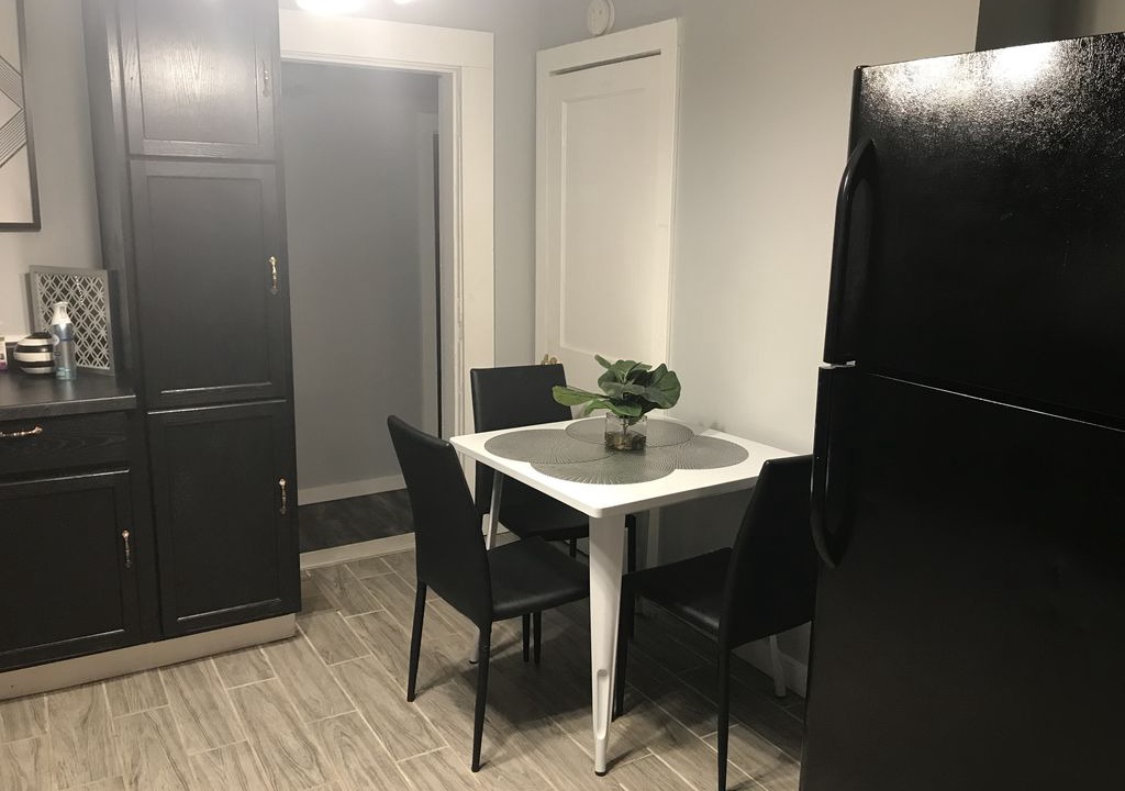 Photo of Livingroom in Near Eastside