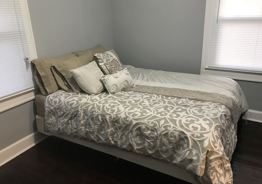 Photo of Bedroom in Near Eastside