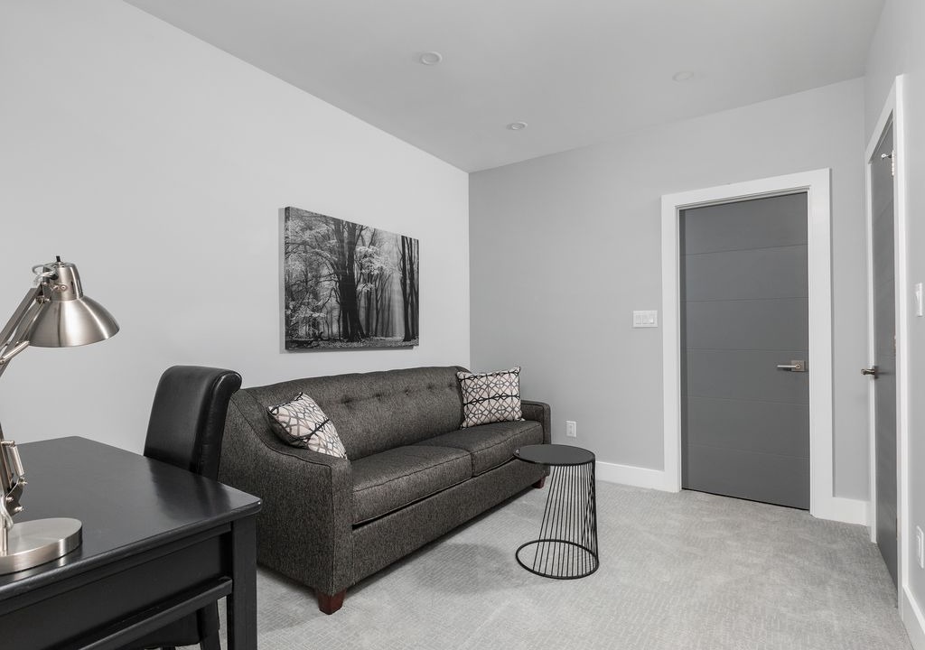 Photo of Livingroom in Fountain Square