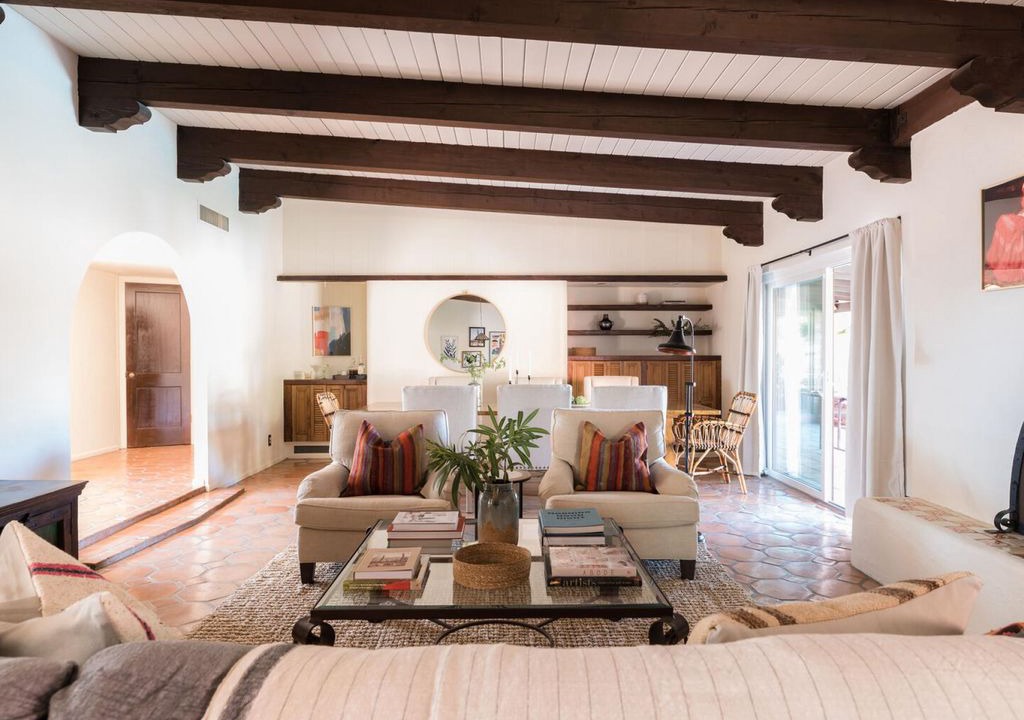 Photo of Livingroom in Camelback Sierra