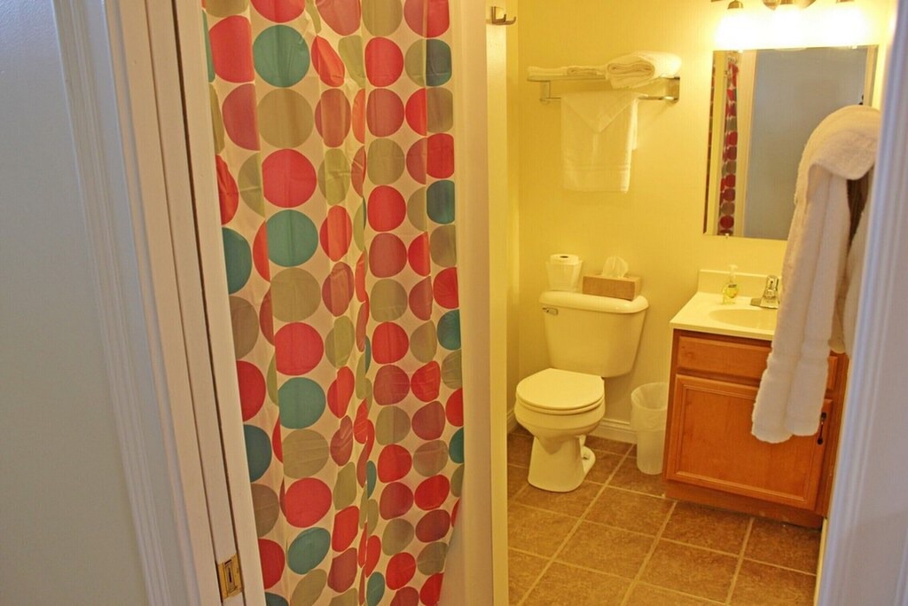 Photo of Bathroom in Kennedy King