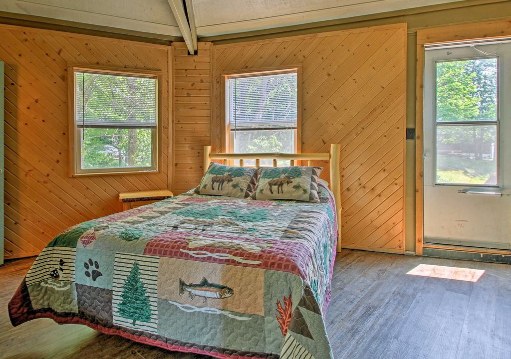 Photo of Bedroom in Proctor