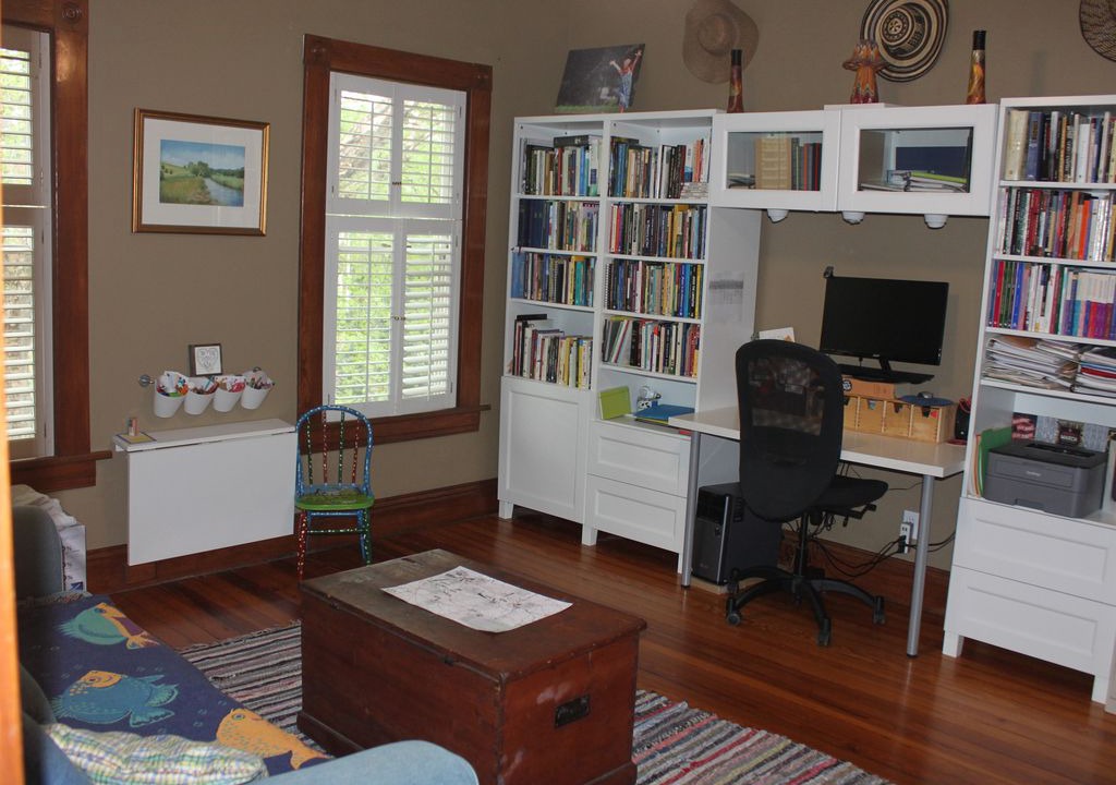 Photo of Livingroom in Old Louisville