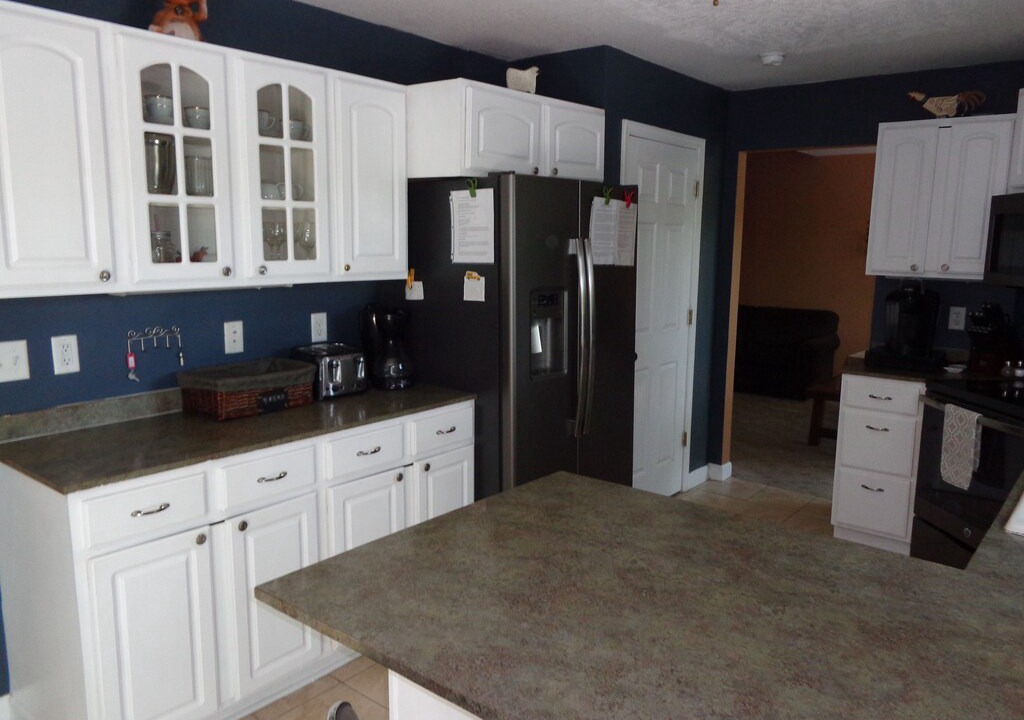Photo of Kitchen in Lake Arrowhead