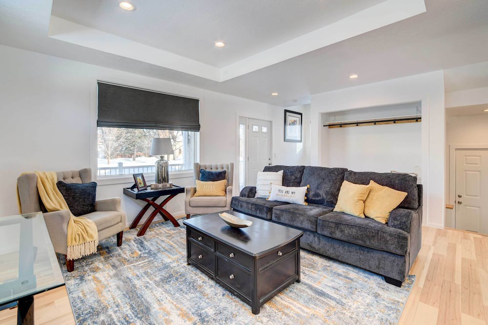 Photo of Livingroom in Moorhead