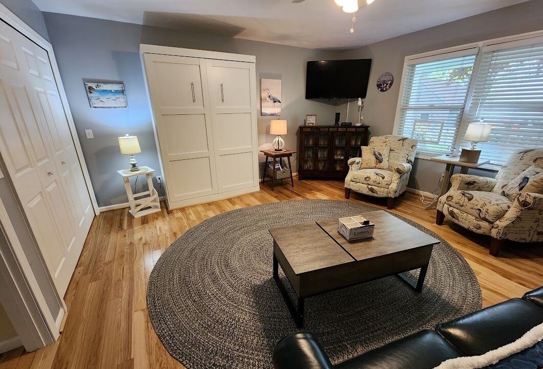 Photo of Livingroom in Lake City