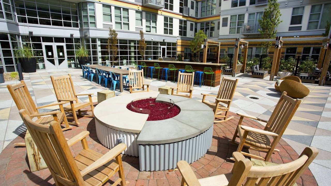 Photo of Outdoor in South Side Flats